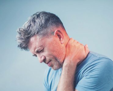 Что делать при боли в шее?