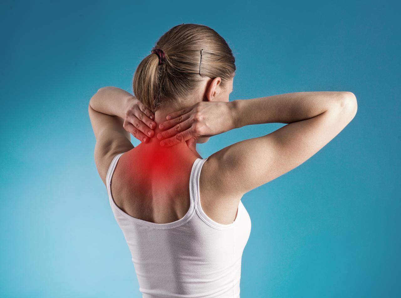 Muscular clamps of the back and neck: how to relieve pain by changing only the position